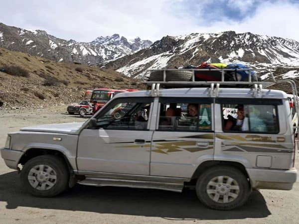 Upper mustang jeep tour